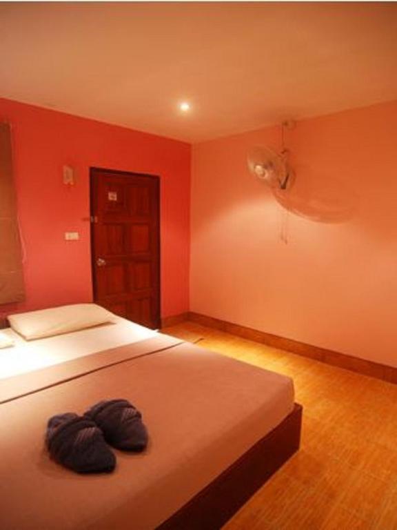 Lanta Bee Garden Bungalow Sha Extra Plus Koh Lanta Room photo